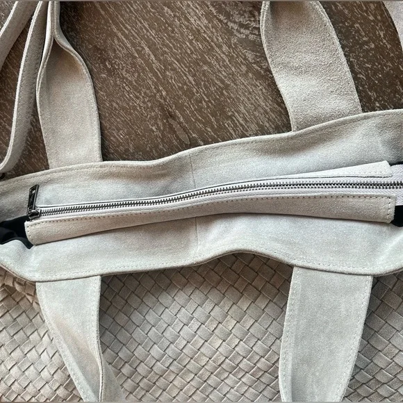 Chic Gray Woven Loowie Bag - Picture 6 of 9